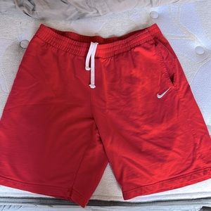 Men’s XL Nike cotton shorts Red